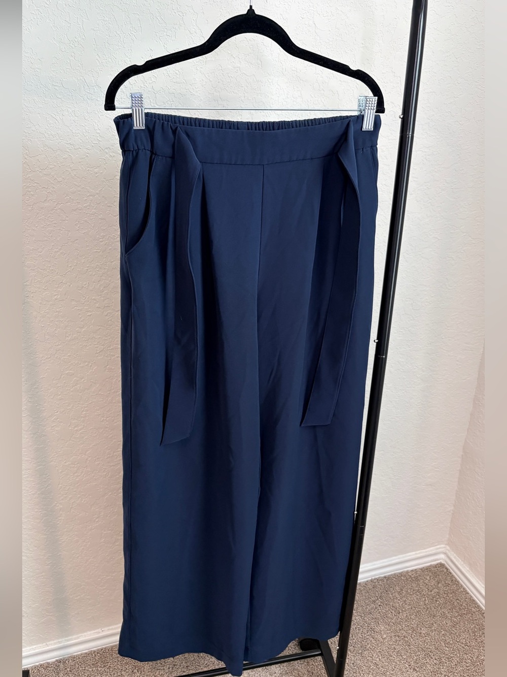 lululemon athletica Noir Pant Navy Wide-Leg Tie-Waist - Picture 2 of 5